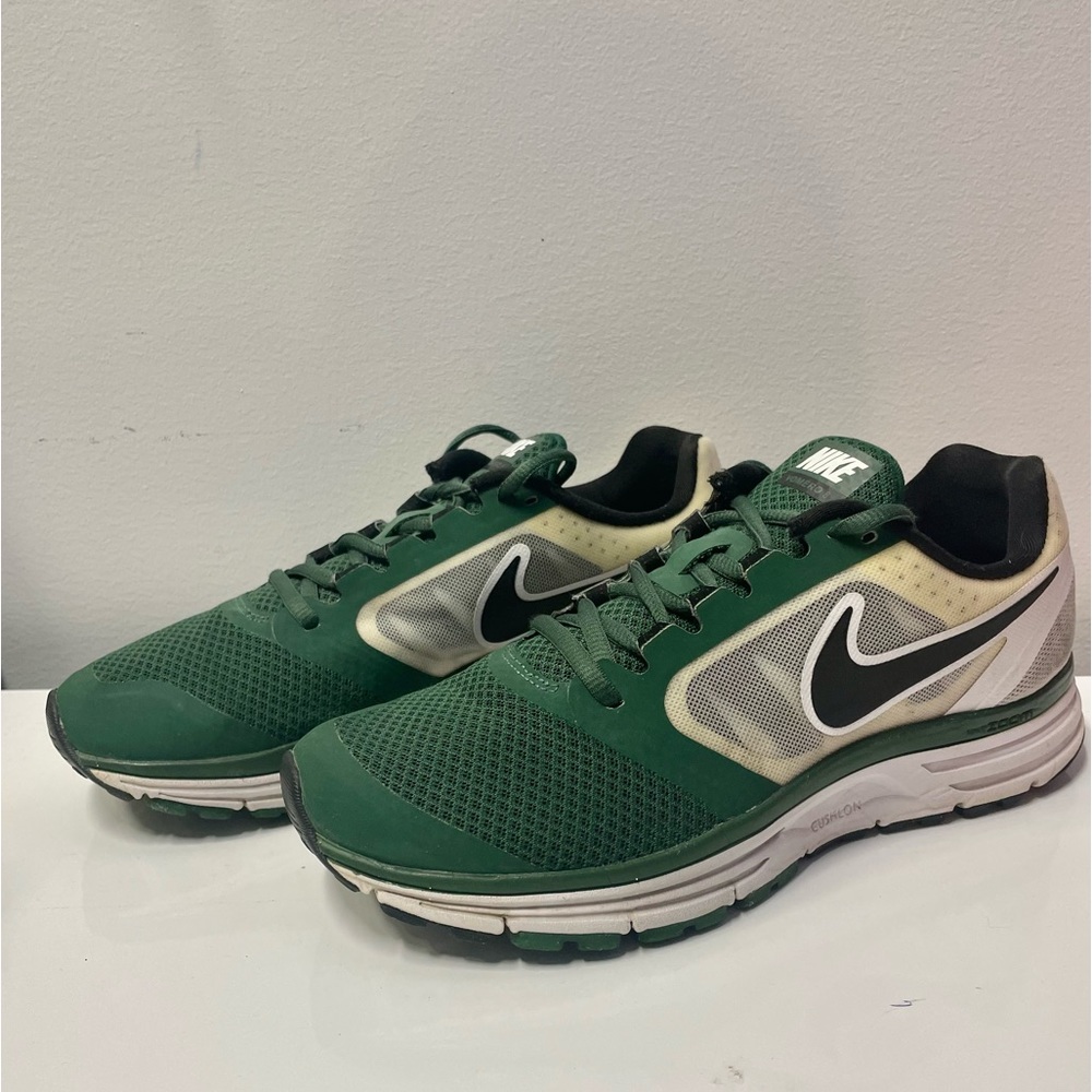 Women’s Nike Vomero 8